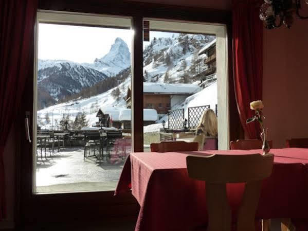 Alpenrose Hotel Zermatt Buitenkant foto